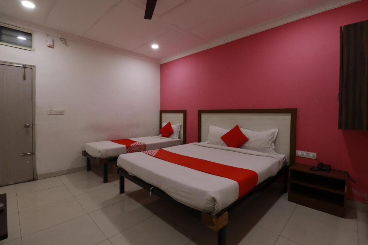 Hotel Abhimani Inn Bengaluru Kültér fotó